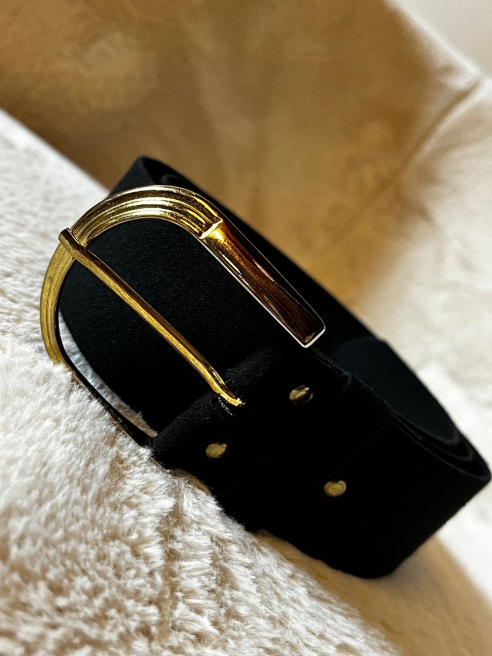 Vintage Plain Black Belt with Simple Gold Buckle